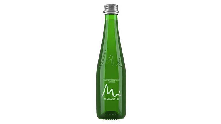Agua Manantial con gas